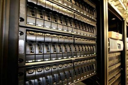 重慶軟件開發(fā)與服務(wù)器托管服務(wù) 壹百業(yè)的專業(yè)優(yōu)勢(shì)